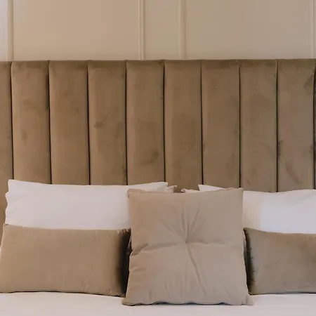 Mantzarou Suites By Corfu Collection מראה חיצוני תמונה